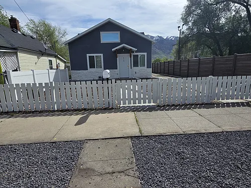 2736 Grant Ave Photo 1