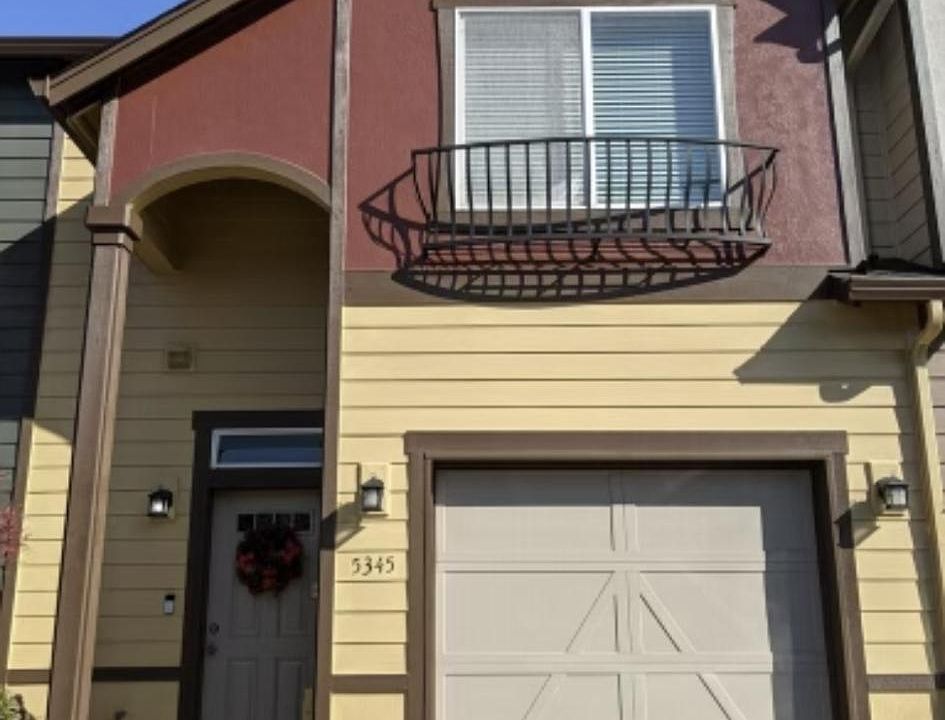 1st image of 5353 NE 83rd Pl