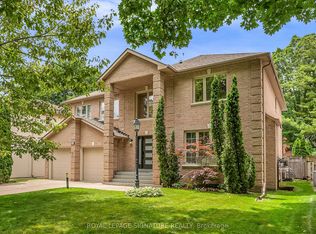 20 Hurlingham Cres, Toronto, ON M3B 2R1