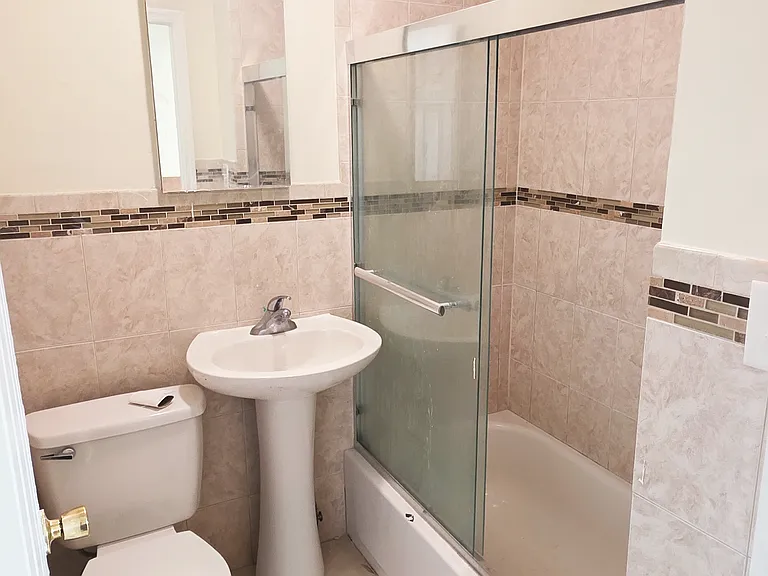 231 Ripley Pl #3 — Photo 6