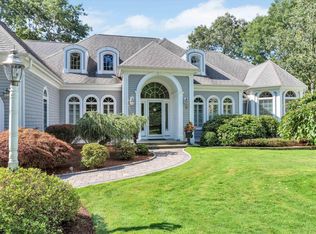 3 Firethorn Ln, Sandwich, MA 02563