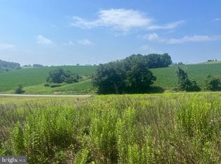 6 Thompson Rd, Fawn Grove, PA 17321