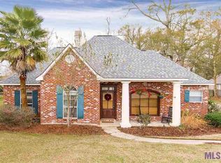 8534 Wyeth Dr, Denham Springs, LA 70706