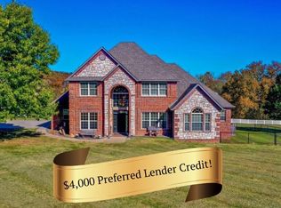 18518 Duncan Rd, Fayetteville, AR 72701