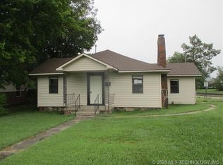 1210 S 9th St, McAlester, OK 74501