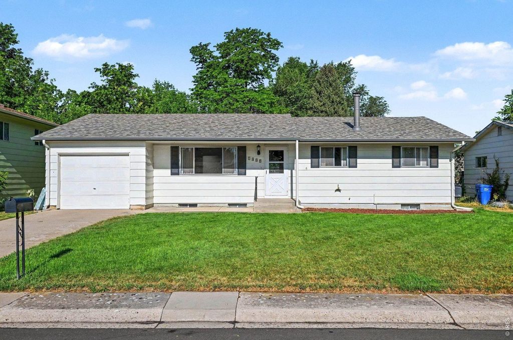 1409 Shamrock St