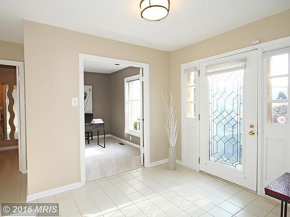 2nd image of 9346 Hobart Ct