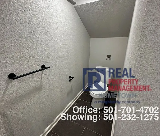 319 Hazel St — Photo 20