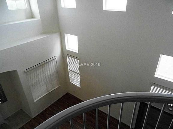 5th image of 9911 Canyon Peak Dr