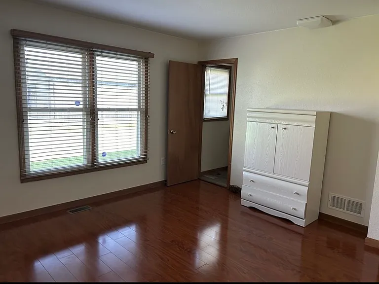 5844 Wyndstone Dr — Photo 10