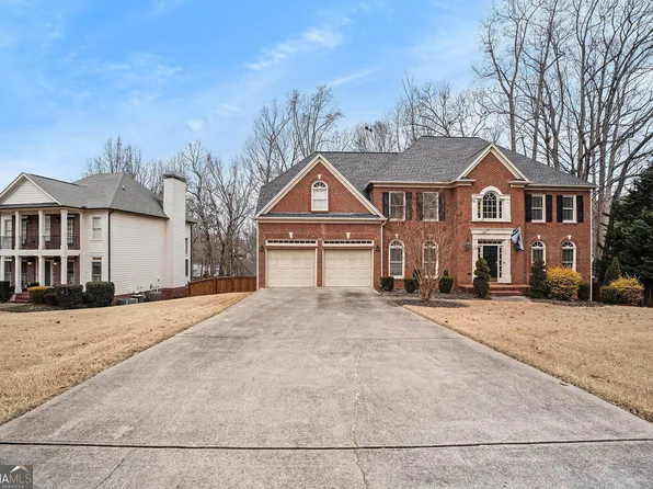 5020 McIntosh Dr, Cumming, GA 30040