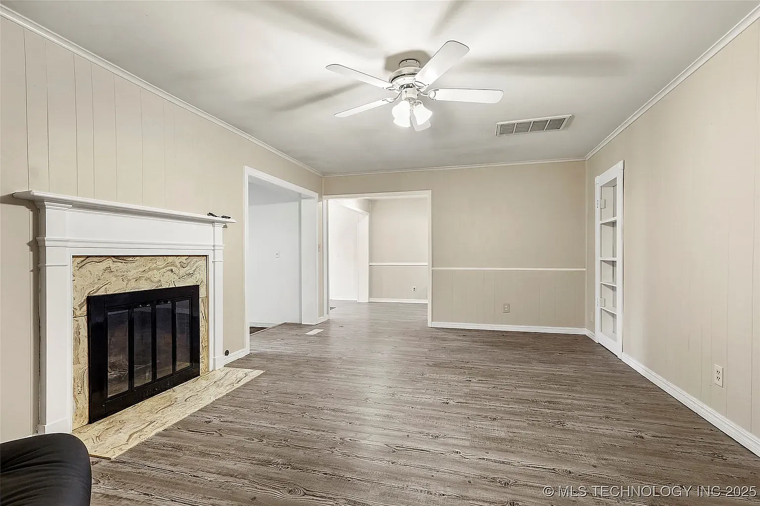 3 bed, 2196 sqft, $2,150 — Photo 4