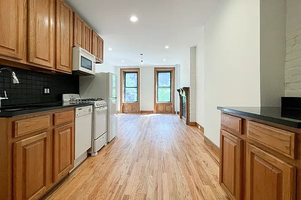 Rented by Corcoran | media 1