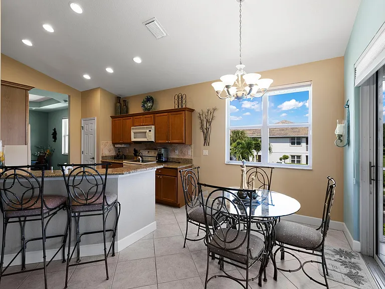 6840 Ascot Dr #201 — Photo 13