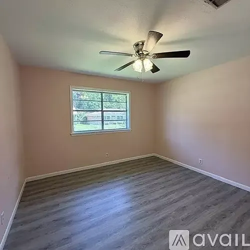 3 bed, 9999 sqft, $3,554 — Photo 3