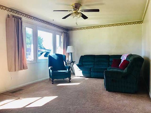 2nd image of 663 Stockton Heights Dr