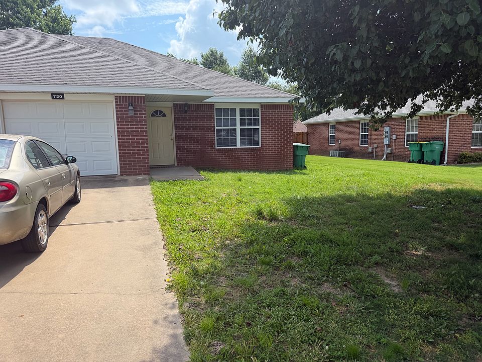1st image of 720 Appleridge Dr
