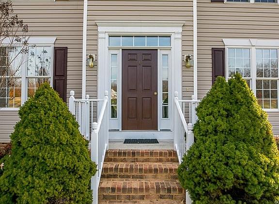 4th image of 6307 Cookes Farm Dr