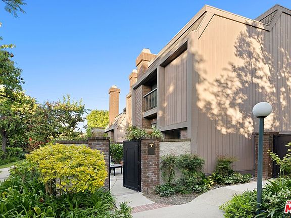 2nd image of 4415 Alla Rd Unit 2