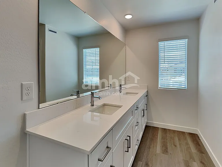12632 W Adair Dr — Photo 10