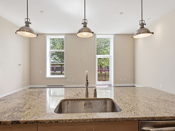 5th image of 509 Bogart Pl APT 203