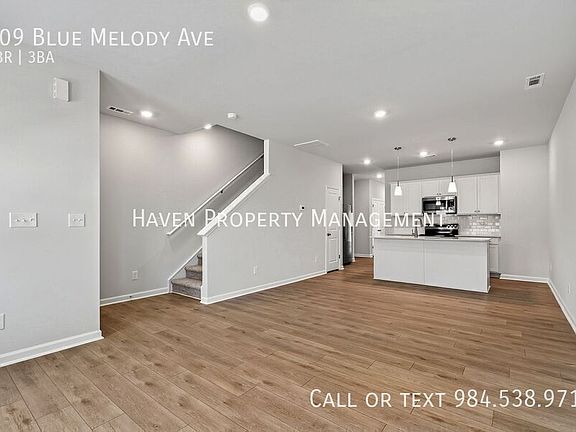 5th image of 109 Blue Melody Ave
