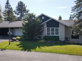 994 Principale St, Edmundston, NB E7C 1L5