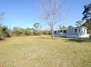 817 Settlers Loop, Geneva, FL 32732