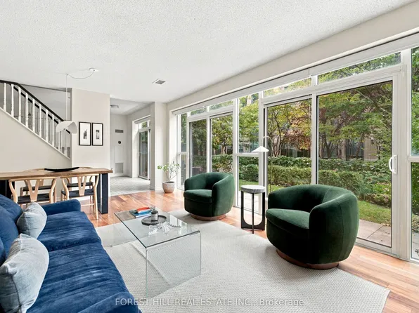 109 Front St E #229, Toronto, ON M5A 4P7
