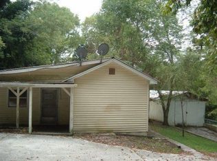 1093 New Clear Branch Rd, Rocky Top, TN 37769