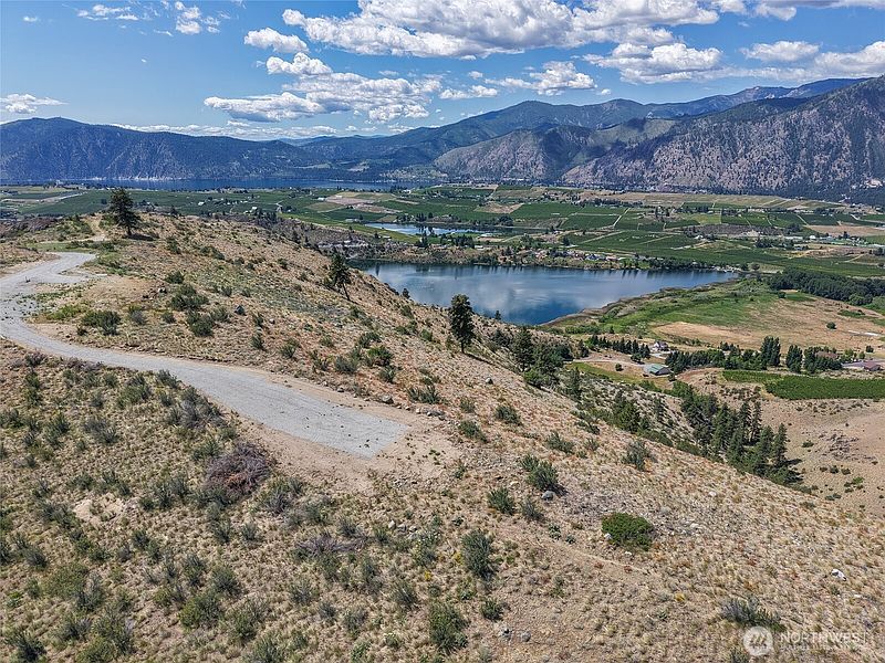 2nd image of 717 Glory View Lane Lot #2