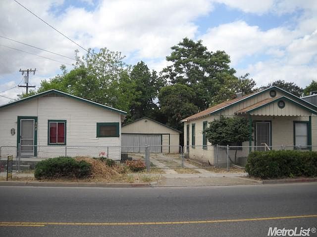 1st image of 360 Yosemite Ave