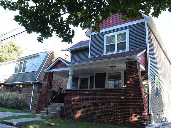 2nd image of 95 Luton Ave SE