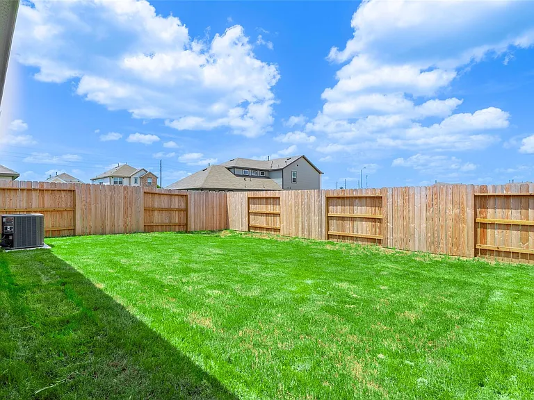 4519 Pinehurst Trace Dr — Photo 37