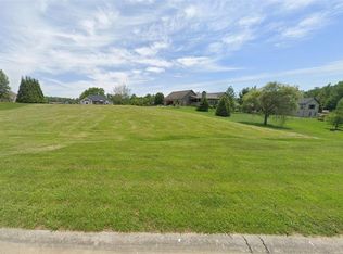 122 Wyndrose Estates Dr, Belleville, IL 62226