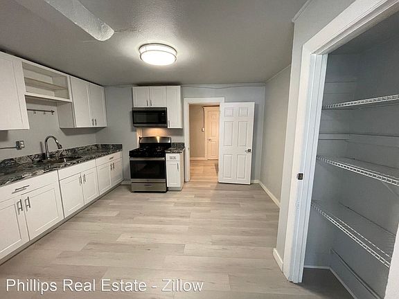 5th image of 506 E Union St #1400