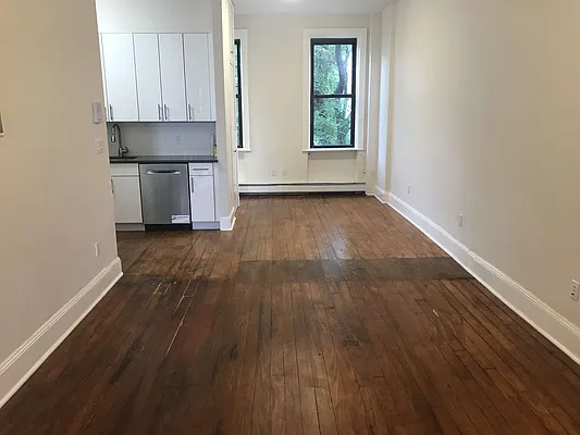 Rented by Skyline Realty LLC II | media 42