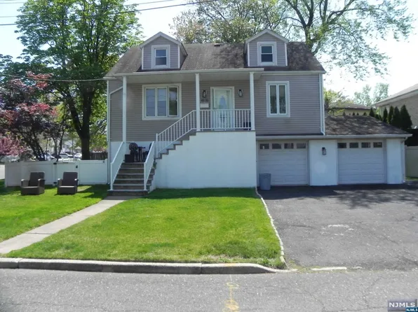 95 Union Ave, Little Ferry, NJ 07643