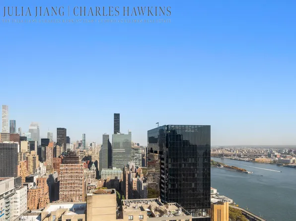 330 East 38th Street image 2 of 14