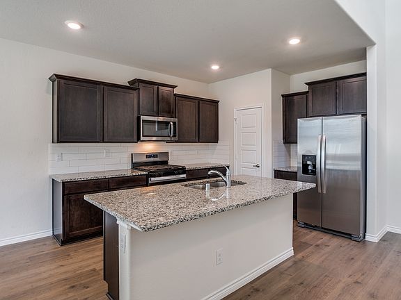 5th image of 7229 Headingham Way