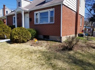 903 Parkway Dr, Harrisburg, PA 17103