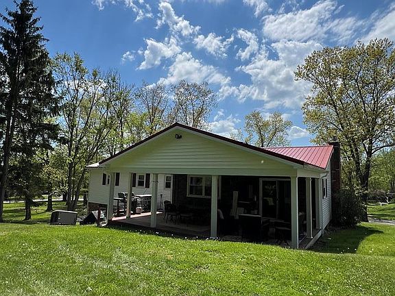 4th image of 9 Oakwood Dr