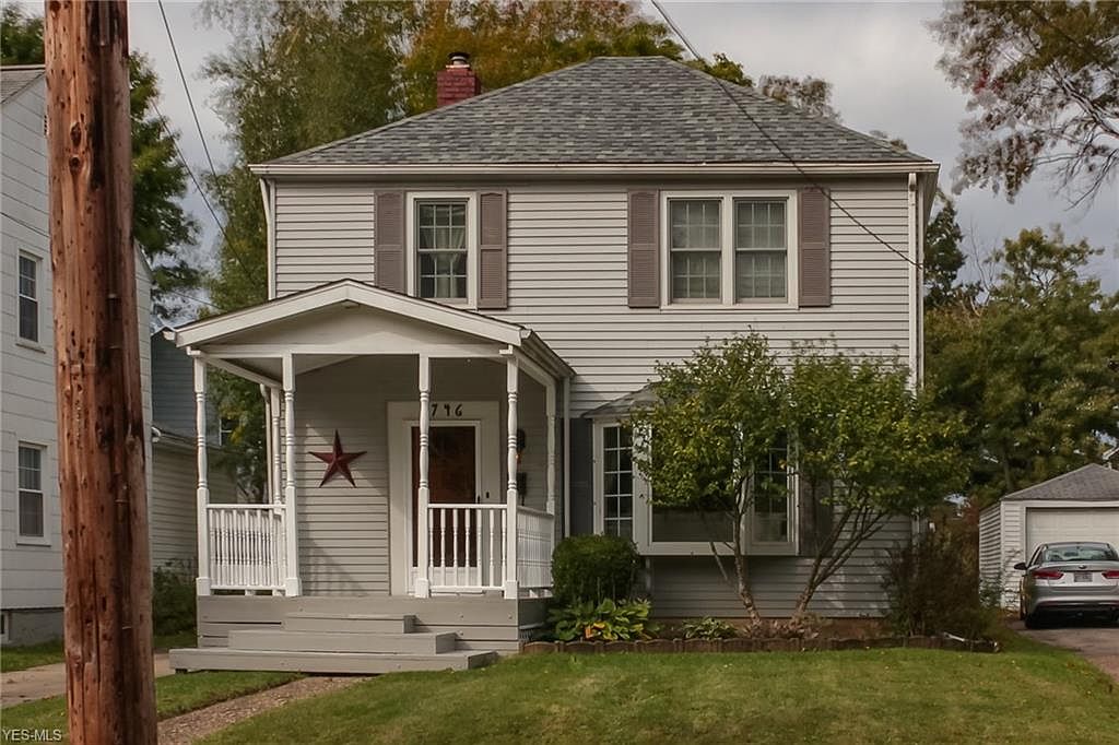 鮎タモ 2746 Elmwood St, Cuyahoga Falls, OH 44221 | Zillow