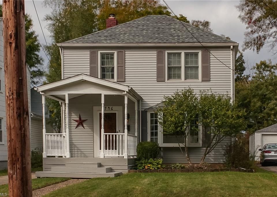 1st image of 2746 Elmwood St