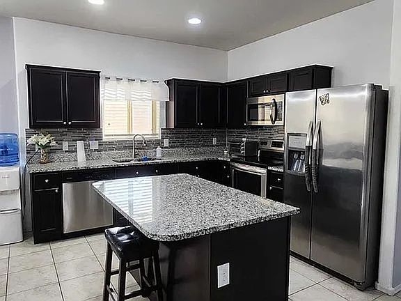2nd image of 41933 W Rojo St