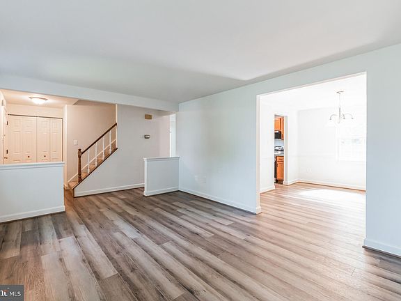 3rd image of 314 Glade Blvd