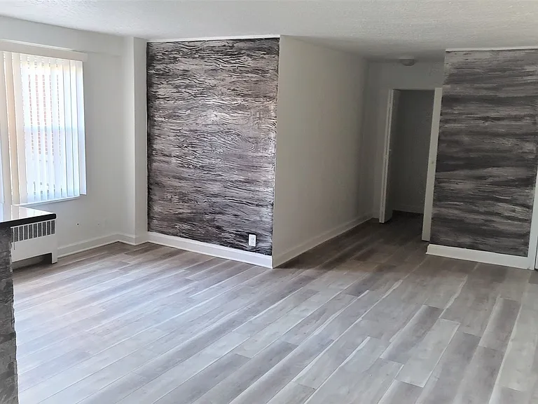 Main Street Apartments Rockford — Photo 6