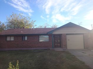 708 SW 4th Pl, Moore, OK 73160