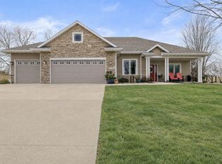 2713 Georgetown Ave, Norwalk, IA 50211