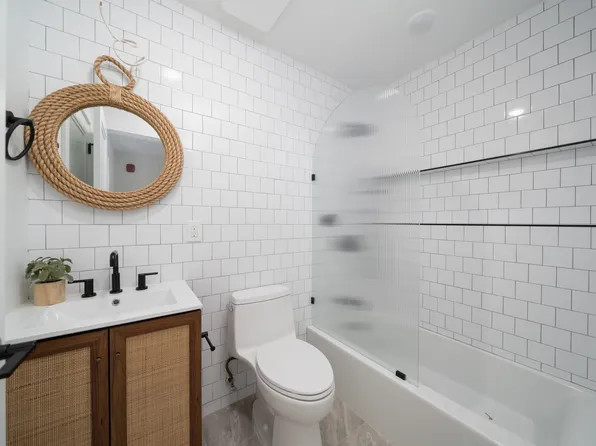 10 Prescott Street image 15 of 23